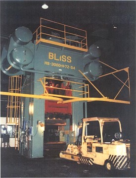 3000 Ton BLISS  Hydraulic Press